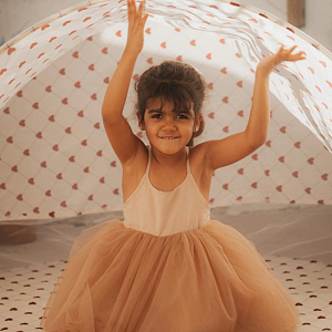 Пляжная палатка Pop Up c автоматическим каркасом Mrs. Ertha "Lovely Roots", танец сердец